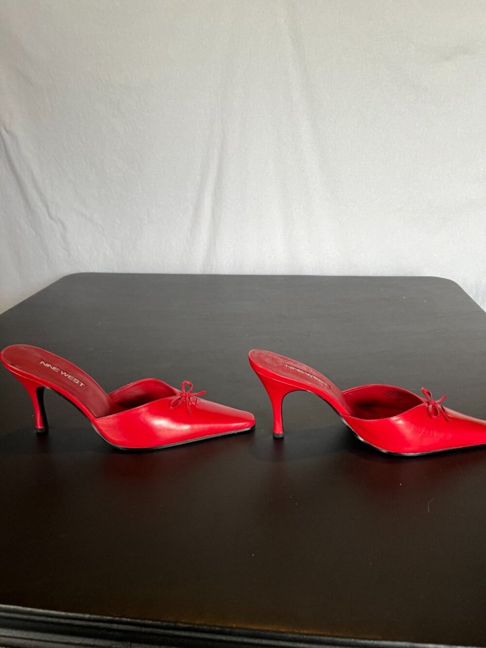 Size 8M Flatbrush Country Red Leather Heels - Picture 5 of 5